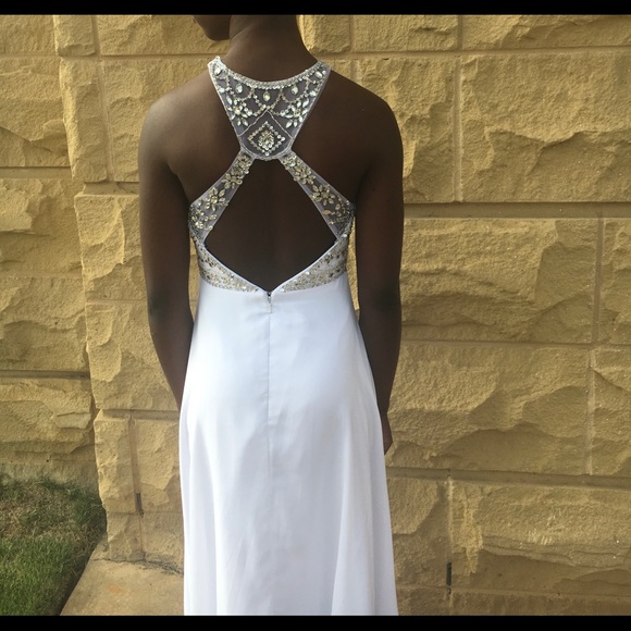 Prom dress - Picture 3 of 4